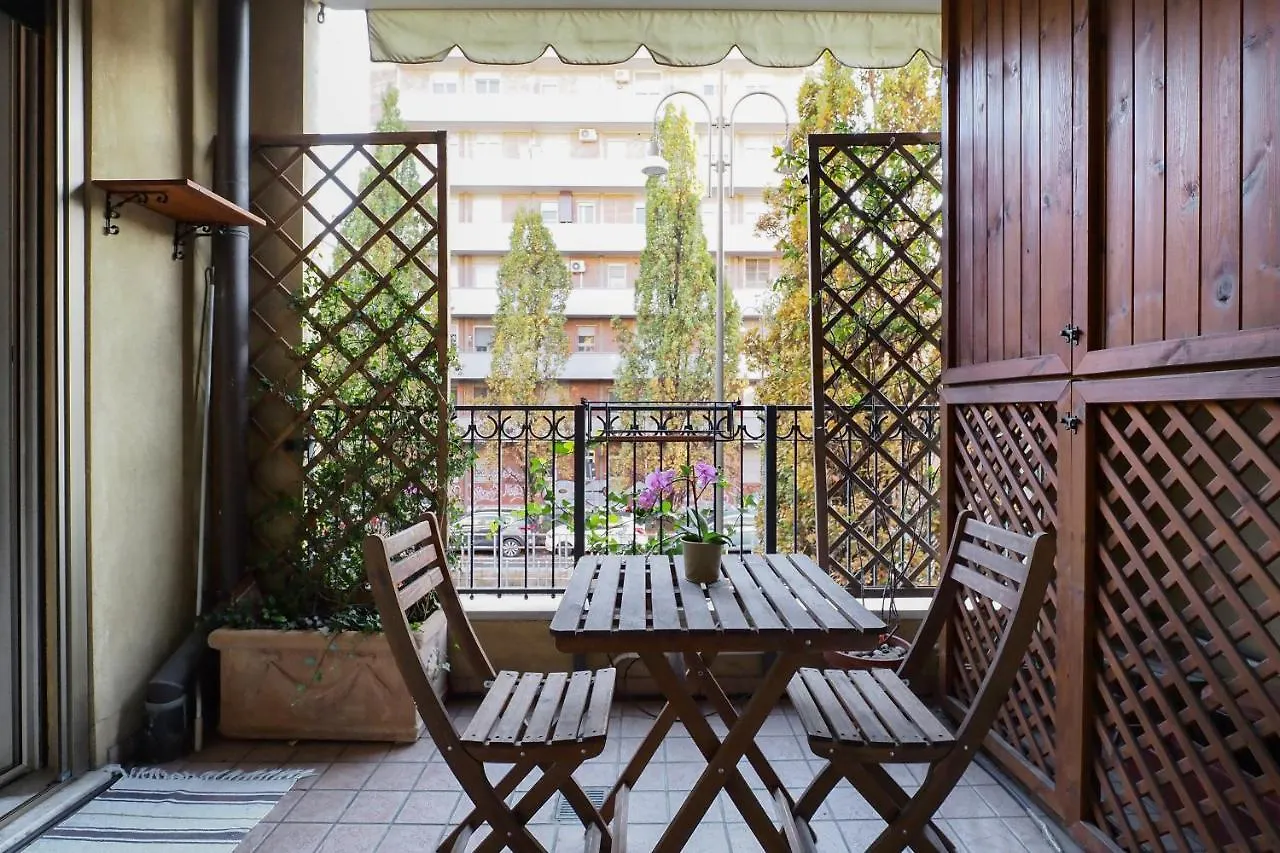 Primopiano - Via Pavia Apartment Milan