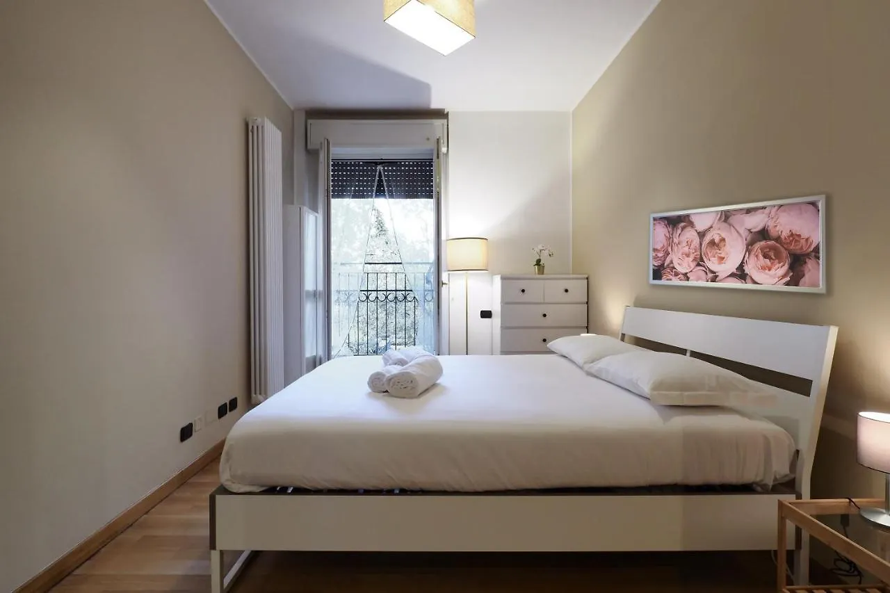 Primopiano - Via Pavia Apartment Milan