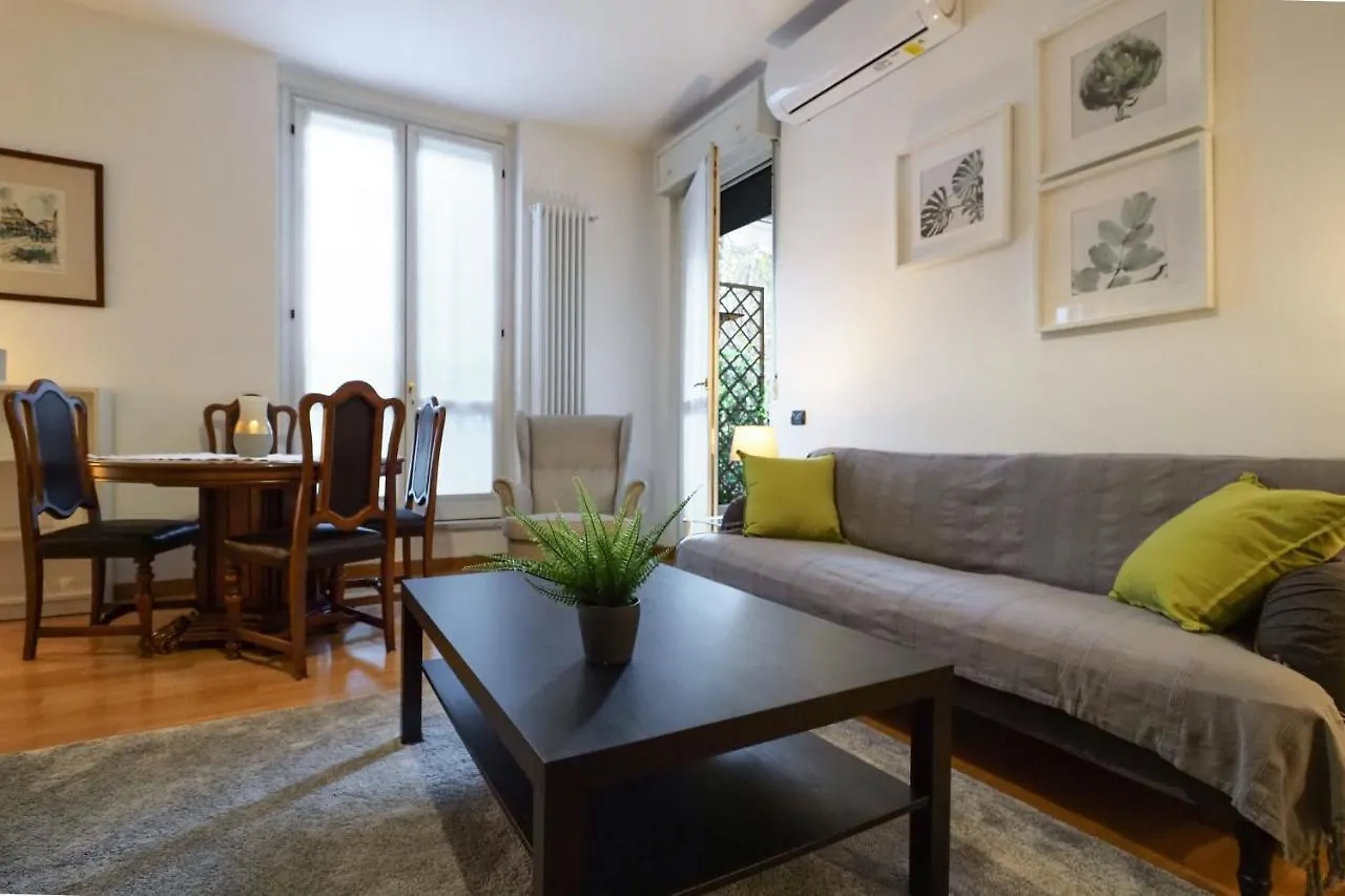 Primopiano - Via Pavia Apartment Milan